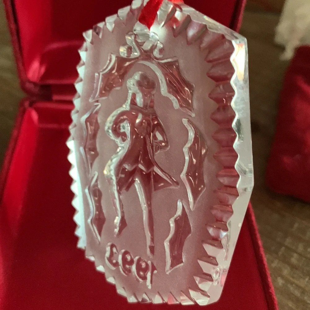 Waterford Crystal “12 Days of Christmas” series, 1993 Ten Lords-a-Leaping - Picture 3 of 3